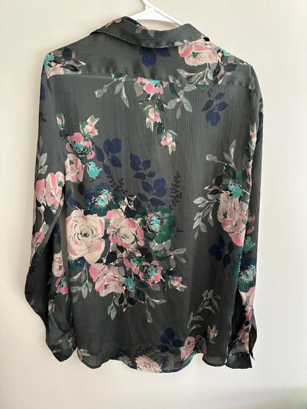 Zara Green Floral Relaxed-Fit Blouse with Pink Accents - Picture 5 of 7